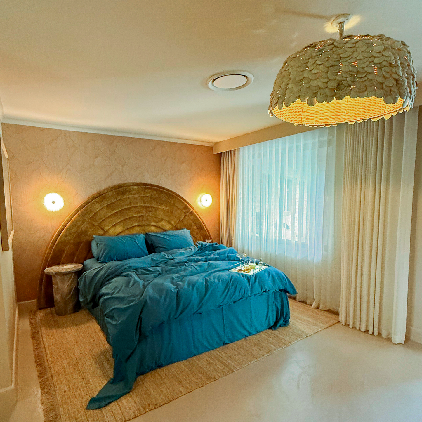 Transformative teal bed set