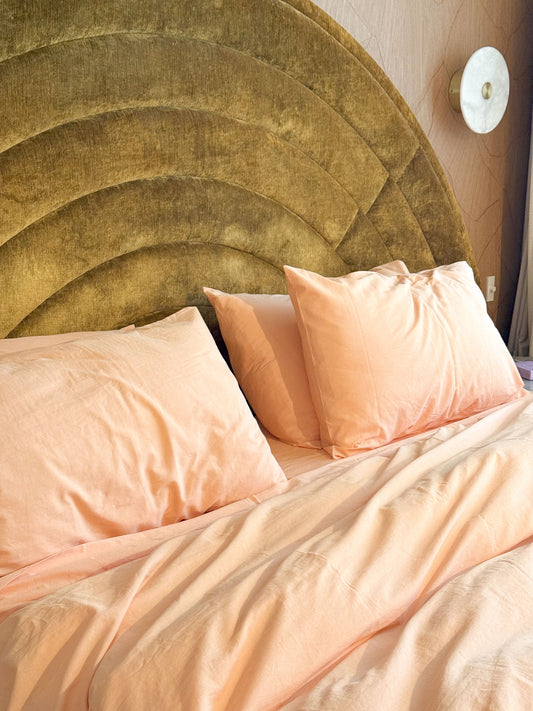 Peach fuzz sheet set