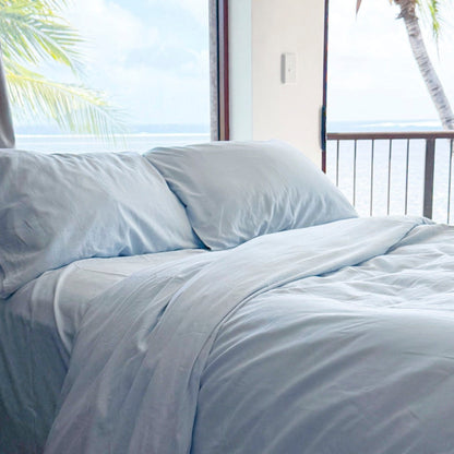 Blue aura bed set