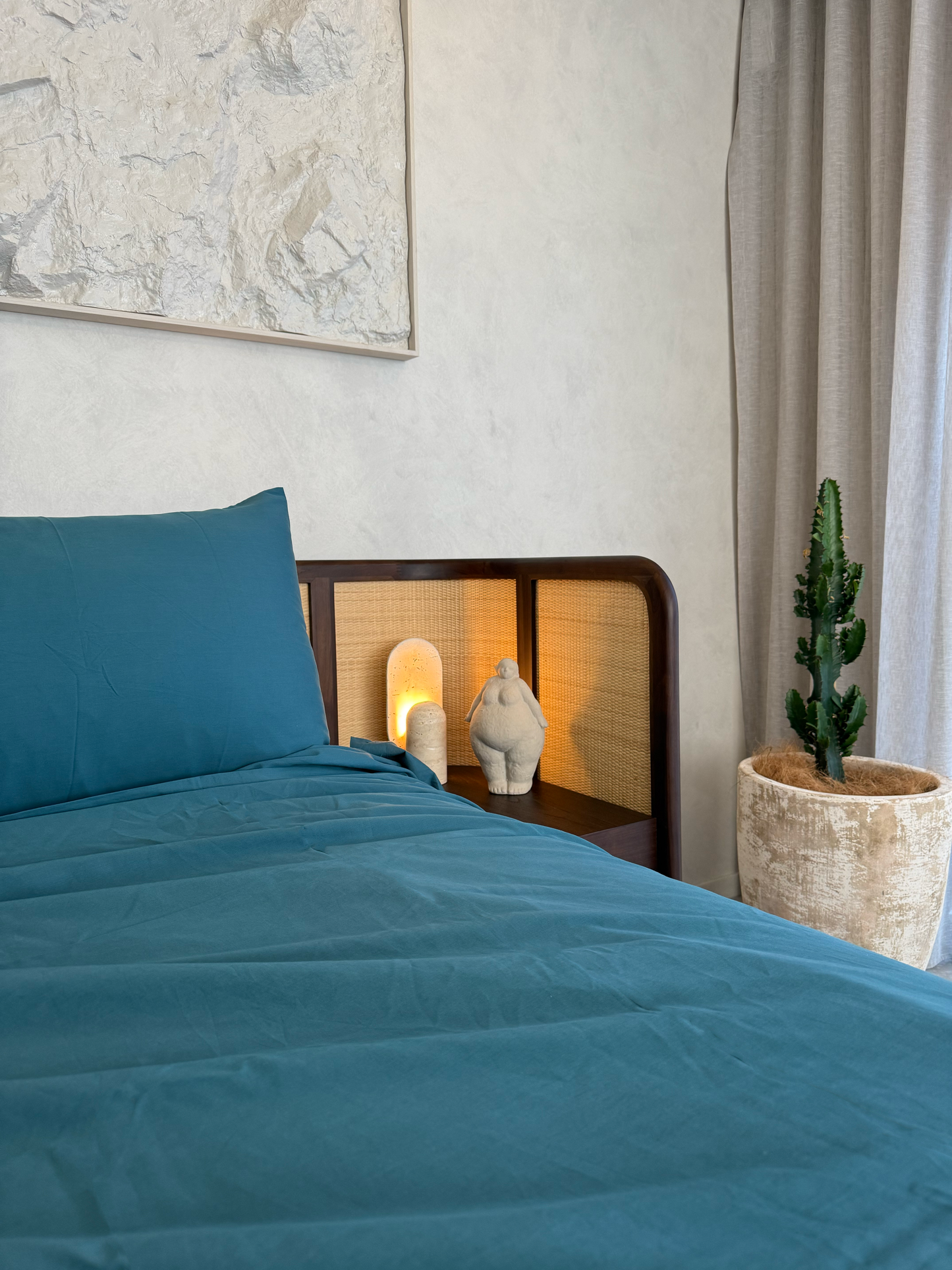 Transformative teal sheet set