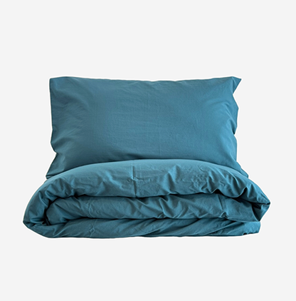 Transformative teal duvet set